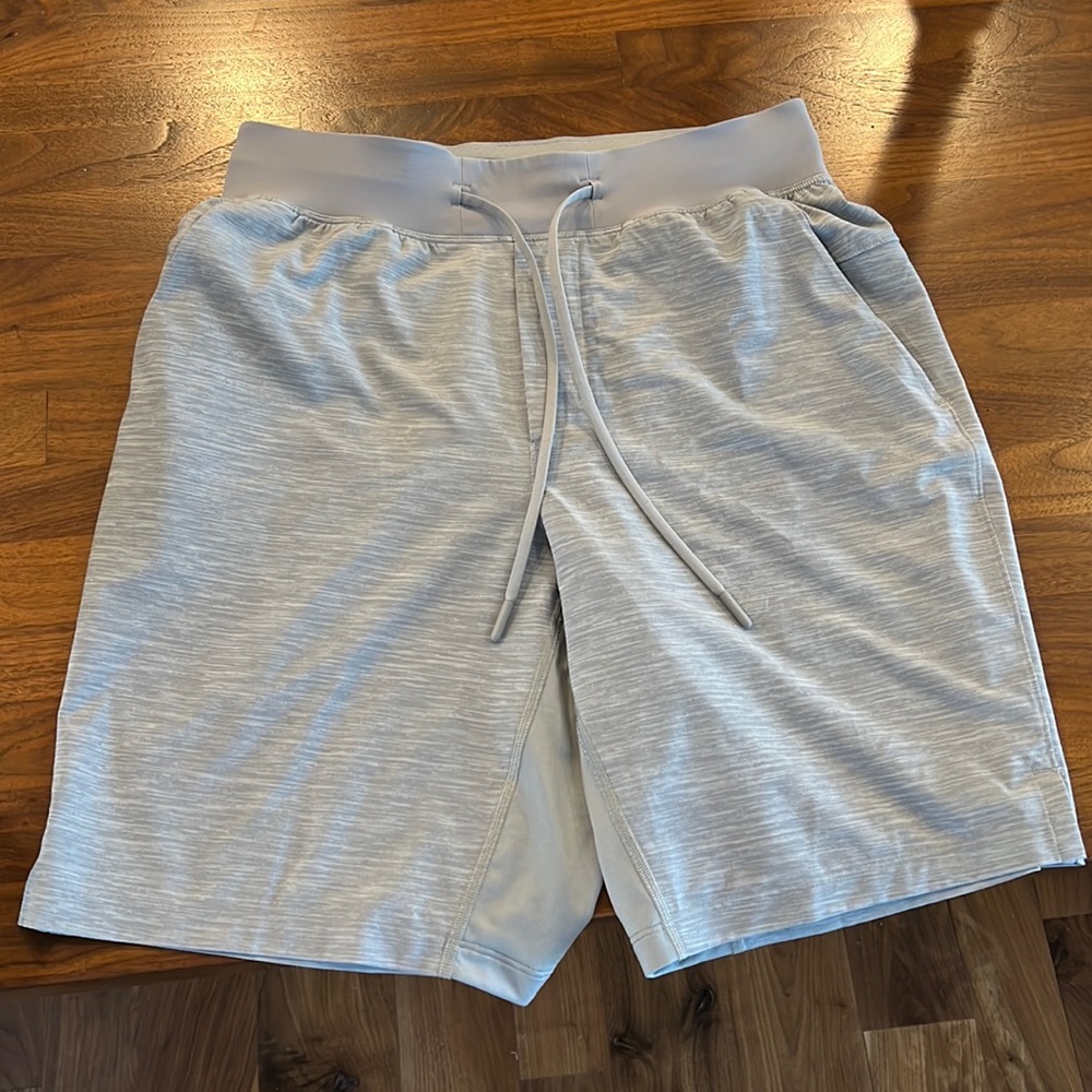 Lululemon pace breaker classic fit